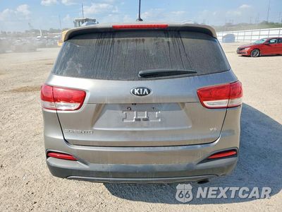Zdjęcie 6 z 13 samochodu: 2016 KIA SORENTO LX V6 VIN:5XYPG4A58GG111024 - miniatura