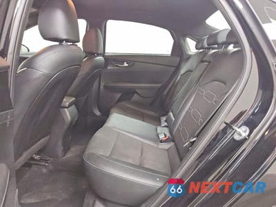 Zdjęcie 10 z 12 samochodu: 2023 KIA FORTE GT LINE VIN:3KPF54AD9PE660947 - miniatura