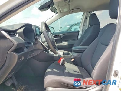 Zdjęcie 7 z 13 samochodu: 2020 TOYOTA RAV4 LE VIN:2T3H1RFV8LW068330 - miniatura