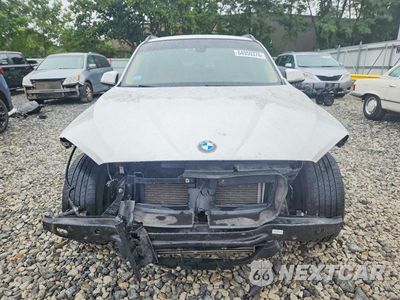 Piąte zdjęcie samochodu w środku: 2015 BMW X1 XDRIVE28I VIN:WBAVL1C53FVY36601 - miniatura