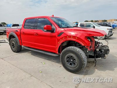 Czwarte zdjęcie samochodu z boku: 2019 FORD F150 RAPTOR VIN:1FTFW1RG9KFC84582 - miniatura