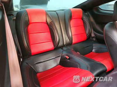 Zdjęcie 10 z 12 samochodu: 2019 FORD MUSTANG VIN:1FA6P8TH3K5192788 - miniatura