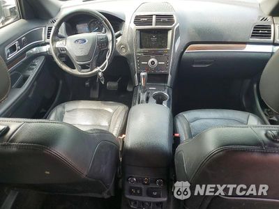 Zdjęcie 8 z 13 samochodu: 2016 FORD EXPLORER LIMITED VIN:1FM5K8F89GGD15775 - miniatura