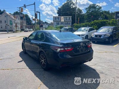 Drugie zdjęcie samochodu z przodu: 2021 TOYOTA CAMRY SE VIN:4T1G11AKXMU589392 - miniatura
