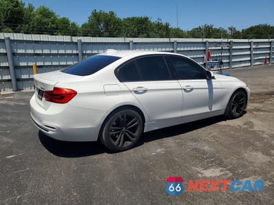 Trzecie zdjęcie samochodu z tyłu: 2016 BMW 328 I SULEV VIN:WBA8E9G50GNU29322 - miniatura