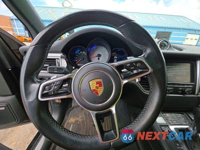 Zdjęcie 9 z 14 samochodu: 2015 PORSCHE MACAN S VIN:WP1AB2A51FLB57434 - miniatura