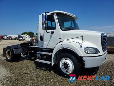 Czwarte zdjęcie samochodu z boku: 2019 FREIGHTLINER BUSINESS CLASS M2 SEMI TRUCK VIN:1FUBC4FT8KHLH9248 - miniatura