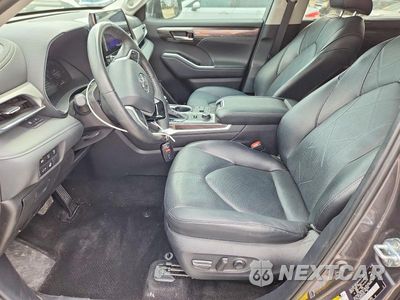 Zdjęcie 7 z 12 samochodu: 2025 TOYOTA HIGHLANDER PLATINUM VIN:5TDKDRBH5SS576770 - miniatura