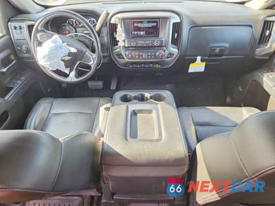 Zdjęcie 8 z 12 samochodu: 2017 CHEVROLET SILVERADO C1500 LT VIN:1GCPCREC3HF131980 - miniatura