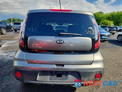 Zdjęcie 6 z 13 samochodu: 2018 KIA SOUL BASE VIN:KNDJN2A22J7592110 - miniatura