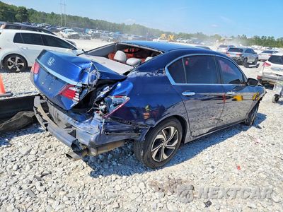 Trzecie zdjęcie samochodu z tyłu: 2017 HONDA ACCORD LX VIN:1HGCR2F34HA298088 - miniatura