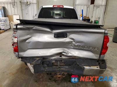 Zdjęcie 6 z 12 samochodu: 2017 TOYOTA TUNDRA SR5 VIN:5TFUW5F12HX630022 - miniatura