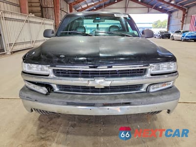 Piąte zdjęcie samochodu w środku: 2000 CHEVROLET SILVERADO C1500 VIN:1GCEC14W6YE143809 - miniatura