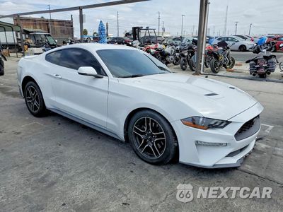 Czwarte zdjęcie samochodu z boku: 2020 FORD MUSTANG VIN:1FA6P8THXL5126210 - miniatura