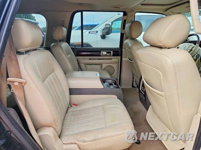 Zdjęcie 11 z 13 samochodu: 2004 LINCOLN NAVIGATOR VIN:5LMFU27R54LJ14345 - miniatura