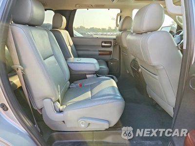 Zdjęcie 11 z 13 samochodu: 2014 TOYOTA SEQUOIA PLATINUM VIN:5TDDY5G16ES093455 - miniatura