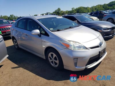 Czwarte zdjęcie samochodu z boku: 2015 TOYOTA PRIUS TWO VIN:JTDKN3DU6F0414353 - miniatura