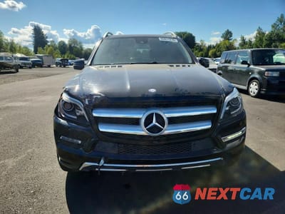 Piąte zdjęcie samochodu w środku: 2013 MERCEDES-BENZ GL 450 4MATIC VIN:4JGDF7CEXDA242919 - miniatura