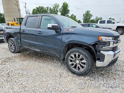 Czwarte zdjęcie samochodu z boku: 2021 CHEVROLET SILVERADO K1500 LT VIN:1GCUYDET6MZ295997 - miniatura