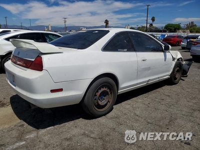 Trzecie zdjęcie samochodu z tyłu: 2000 HONDA ACCORD EX VIN:1HGCG225XYA038906 - miniatura