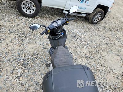 Zdjęcie 6 z 9 samochodu: 2020 GENUINE SCOOTER CO. ROUGHHOUSE 50 VIN:RFVPMP204L1017560 - miniatura