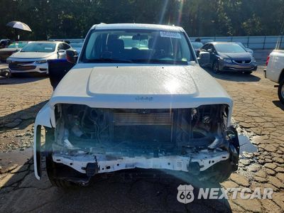 Piąte zdjęcie samochodu w środku: 2012 JEEP LIBERTY SPORT VIN:1C4PJMAK0CW157130 - miniatura