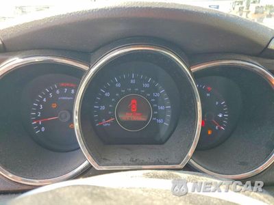 Zdjęcie 9 z 12 samochodu: 2013 KIA OPTIMA LX VIN:5XXGM4A74DG206853 - miniatura