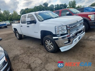 Czwarte zdjęcie samochodu z boku: 2013 CHEVROLET SILVERADO K2500 HEAVY DUTY LT VIN:1GC1KXE86DF156181 - miniatura