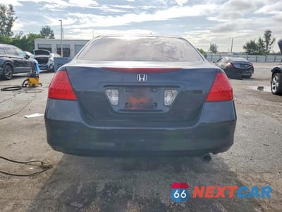 Zdjęcie 6 z 12 samochodu: 2006 HONDA ACCORD LX VIN:3HGCM56496G703367 - miniatura