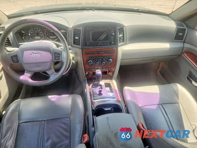 Zdjęcie 8 z 13 samochodu: 2005 JEEP GRAND CHEROKEE LIMITED VIN:1J8HR58225C617569 - miniatura