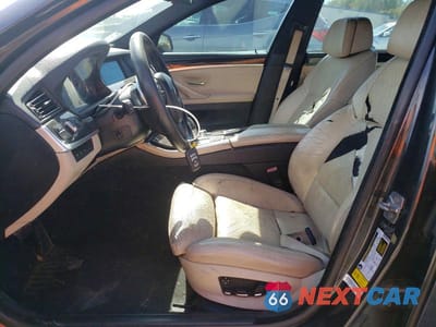 Zdjęcie 7 z 12 samochodu: 2011 BMW 550 I VIN:WBAFR9C51BC757130 - miniatura