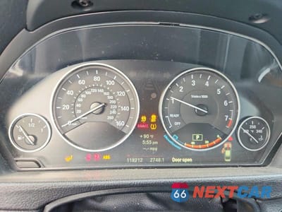 Zdjęcie 9 z 12 samochodu: 2014 BMW 320 I VIN:WBA3B1G59ENS78336 - miniatura