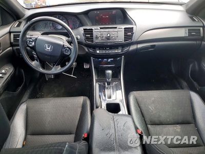 Zdjęcie 8 z 12 samochodu: 2016 HONDA ACCORD SPORT VIN:1HGCR2F58GA061877 - miniatura