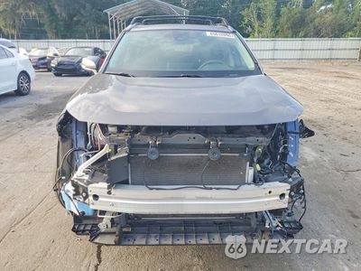Piąte zdjęcie samochodu w środku: 2024 TOYOTA RAV4 XLE VIN:2T3W1RFVXRC271589 - miniatura