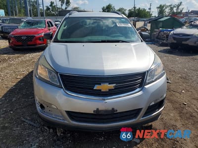 Piąte zdjęcie samochodu w środku: 2014 CHEVROLET TRAVERSE LS VIN:1GNKRFKD0EJ329016 - miniatura