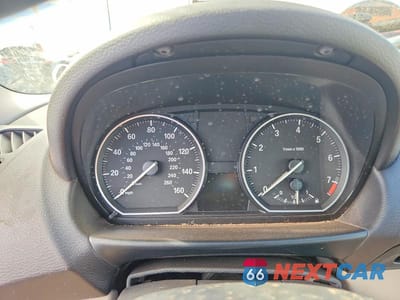 Zdjęcie 9 z 13 samochodu: 2013 BMW 128 I VIN:WBAUP7C55DVP24317 - miniatura