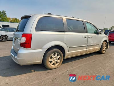 Trzecie zdjęcie samochodu z tyłu: 2012 CHRYSLER TOWN & COUNTRY TOURING L VIN:2C4RC1CG7CR133135 - miniatura