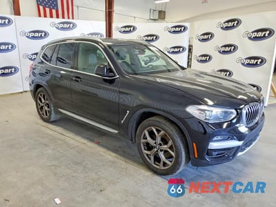 Czwarte zdjęcie samochodu z boku: 2021 BMW X3 XDRIVE30I VIN:5UXTY5C05M9E37011 - miniatura