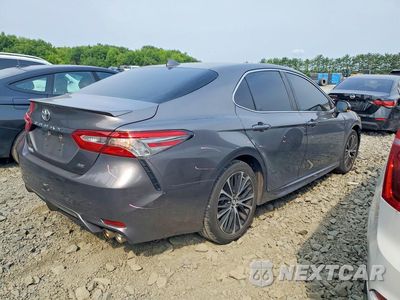 Trzecie zdjęcie samochodu z tyłu: 2019 TOYOTA CAMRY SE VIN:4T1B11HK1KU807474 - miniatura