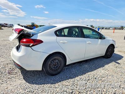 Trzecie zdjęcie samochodu z tyłu: 2017 KIA FORTE LX VIN:3KPFK4A73HE091243 - miniatura