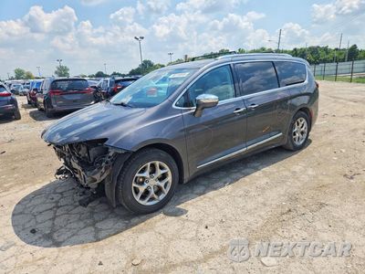 2017 CHRYSLER PACIFICA LIMITED 2C4RC1GGXHR560830 - główne zdjęcie licytacji z USA - miniatura