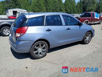 Trzecie zdjęcie samochodu z tyłu: 2003 TOYOTA MATRIX BASE VIN:2T1KR32E83C127548 - miniatura
