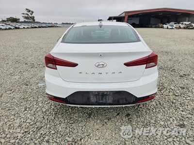Zdjęcie 6 z 12 samochodu: 2019 HYUNDAI ELANTRA SEL VIN:5NPD84LF9KH428771 - miniatura