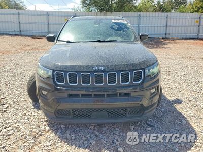 Piąte zdjęcie samochodu w środku: 2024 JEEP COMPASS LATITUDE LUX VIN:3C4NJDFN2RT169109 - miniatura