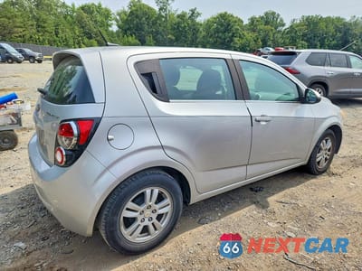 Trzecie zdjęcie samochodu z tyłu: 2012 CHEVROLET SONIC LT VIN:1G1JC6SH0C4179390 - miniatura