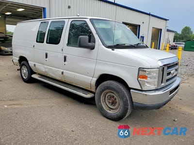 Czwarte zdjęcie samochodu z boku: 2014 FORD ECONOLINE E250 VAN VIN:1FTNE2EW7EDA53701 - miniatura