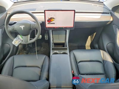 Zdjęcie 8 z 12 samochodu: 2021 TESLA MODEL Y VIN:5YJYGDEE8MF063817 - miniatura