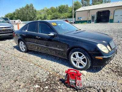 Czwarte zdjęcie samochodu z boku: 2006 MERCEDES-BENZ E 350 VIN:WDBUF56J86A860193 - miniatura