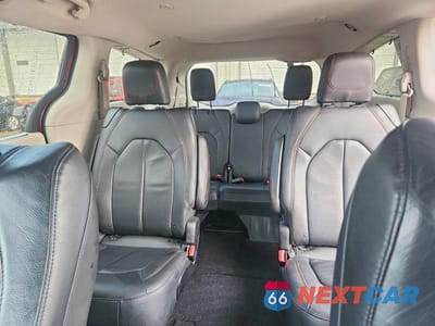 Zdjęcie 10 z 13 samochodu: 2018 CHRYSLER PACIFICA TOURING L VIN:2C4RC1BG1JR182748 - miniatura