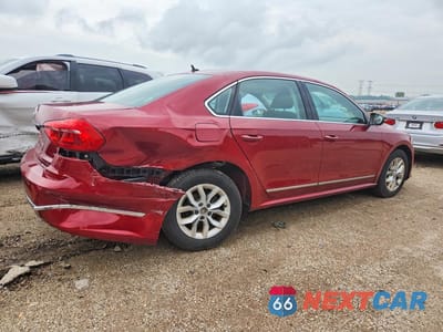 Trzecie zdjęcie samochodu z tyłu: 2016 VOLKSWAGEN PASSAT S VIN:1VWAT7A34GC056431 - miniatura